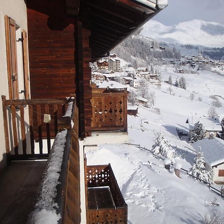 Hotel Alpe Fleurie Champoluc Exterior photo