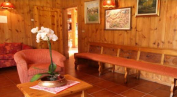 Hotel Alpe Fleurie Champoluc Exterior photo