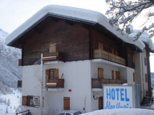 Hotel Alpe Fleurie Champoluc Exterior photo